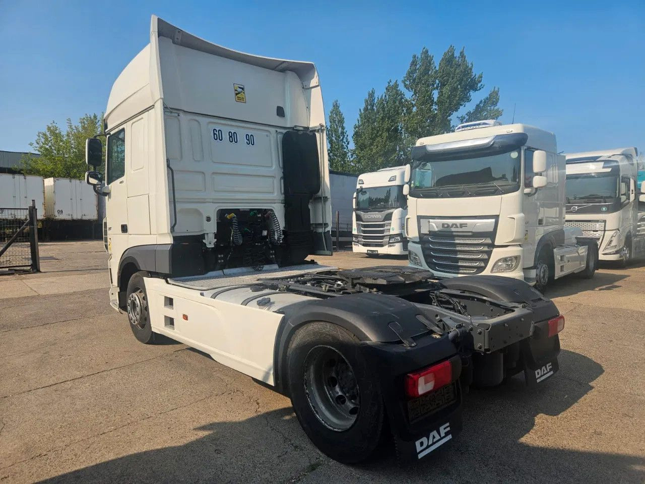 DAF XF 480 SSC-Standard-StandKlima-6 Units - Xe đầu kéo: hình 4 DAF XF 480 SSC-Standard-StandKlima-6 Units - Xe đầu kéo: hình 4