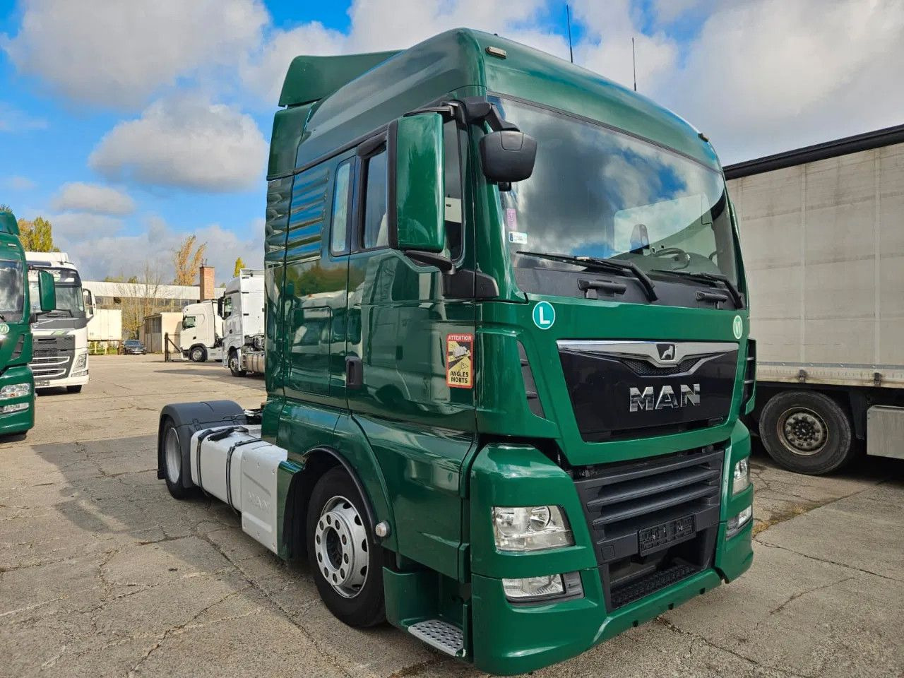 MAN TGX 18.470 XLX-Mega-Retarder-Standklima 4 units - Xe đầu kéo: hình 2 MAN TGX 18.470 XLX-Mega-Retarder-Standklima 4 units - Xe đầu kéo: hình 2