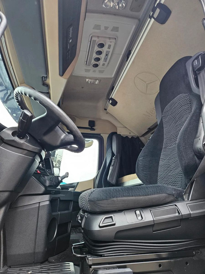 Mercedes-Benz Actros 1845 Standard-BigSpace-Stand Klima-2 Unit - Xe đầu kéo: hình 3 Mercedes-Benz Actros 1845 Standard-BigSpace-Stand Klima-2 Unit - Xe đầu kéo: hình 3