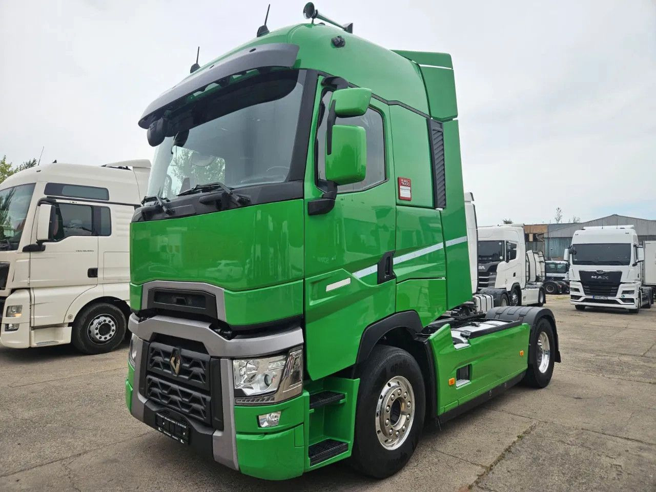 Renault T520 HSC, Navi, Standklima, Horns, Full Spoiler, - Xe đầu kéo: hình 1 Renault T520 HSC, Navi, Standklima, Horns, Full Spoiler, - Xe đầu kéo: hình 1