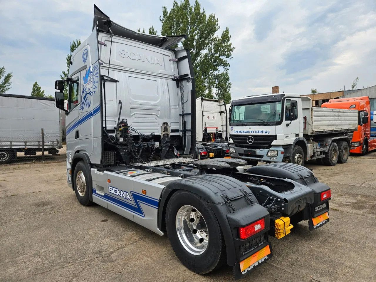 Scania S500 Standard-Digital Display-Navi-Alloy W-Retar - Xe đầu kéo: hình 5 Scania S500 Standard-Digital Display-Navi-Alloy W-Retar - Xe đầu kéo: hình 5