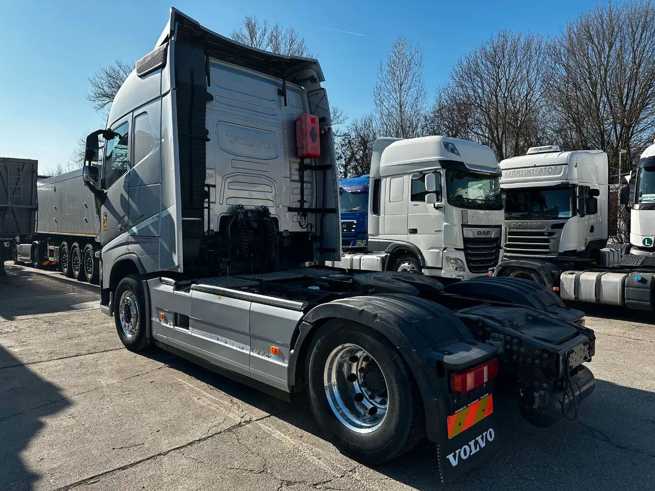 Volvo FH 500 ADR, I-Park, Alloy w. Leather seats, TV s - Xe đầu kéo: hình 3 Volvo FH 500 ADR, I-Park, Alloy w. Leather seats, TV s - Xe đầu kéo: hình 3