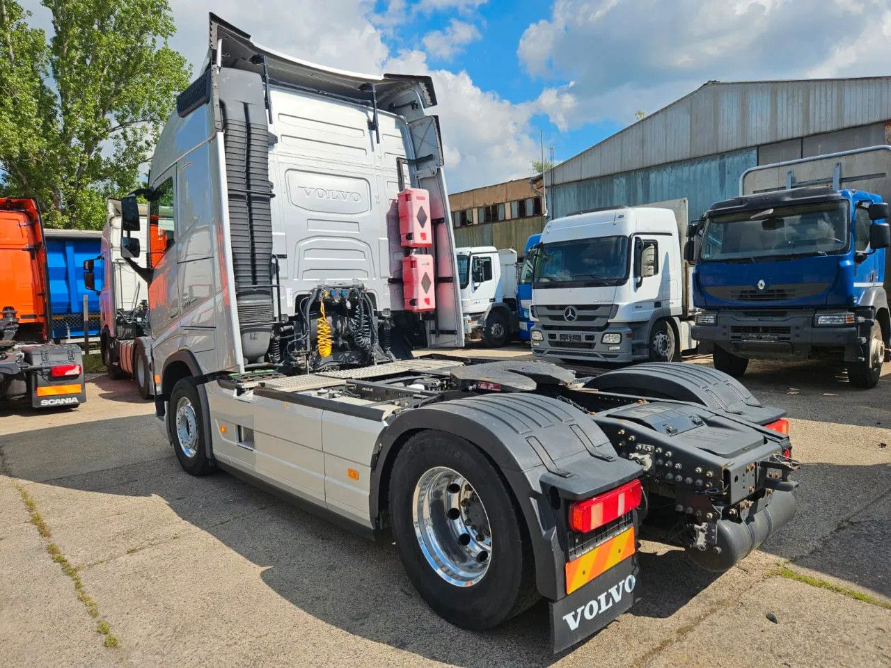 Volvo FH 500 Globe-Standard-Alloy W-ACC-DAS - Xe đầu kéo: hình 4 Volvo FH 500 Globe-Standard-Alloy W-ACC-DAS - Xe đầu kéo: hình 4