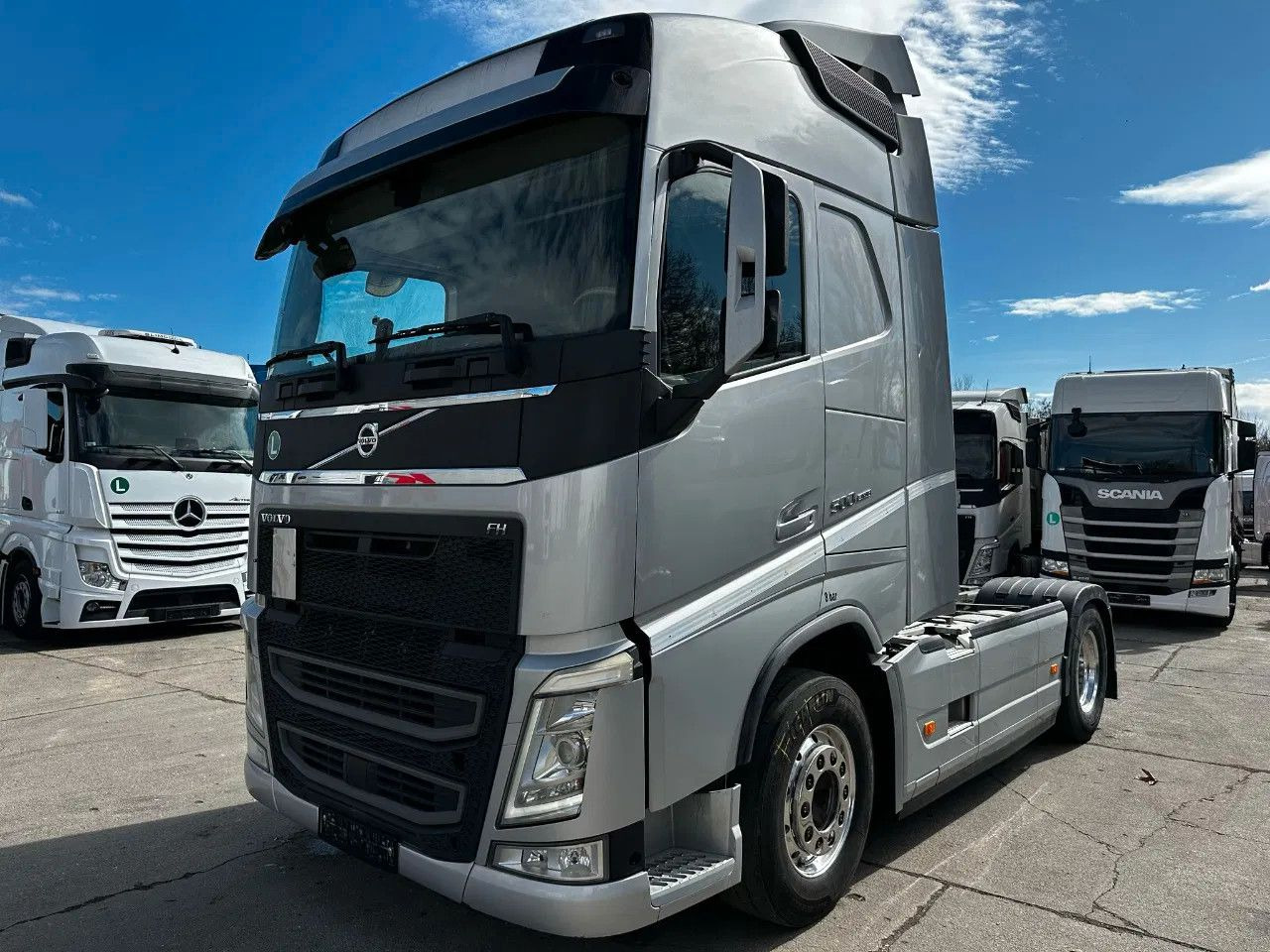 Volvo FH 500 Standard, I Park, ACC, DAS-1 Unit - Xe đầu kéo: hình 1 Volvo FH 500 Standard, I Park, ACC, DAS-1 Unit - Xe đầu kéo: hình 1