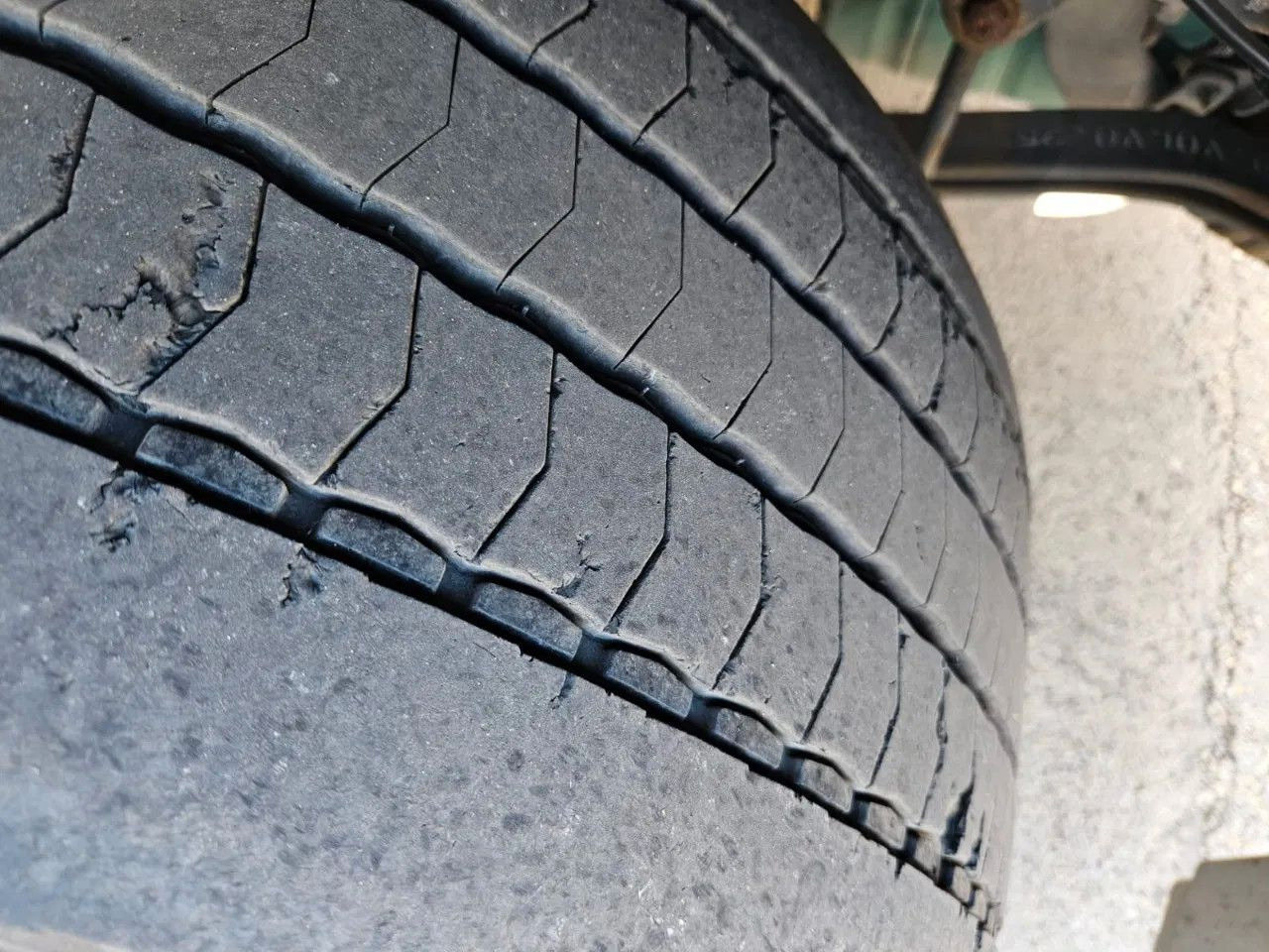 Xe đầu kéo Volvo FH 500 Standard, I Park, ACC, DAS-1 Unit: hình 12 Xe đầu kéo Volvo FH 500 Standard, I Park, ACC, DAS-1 Unit: hình 12