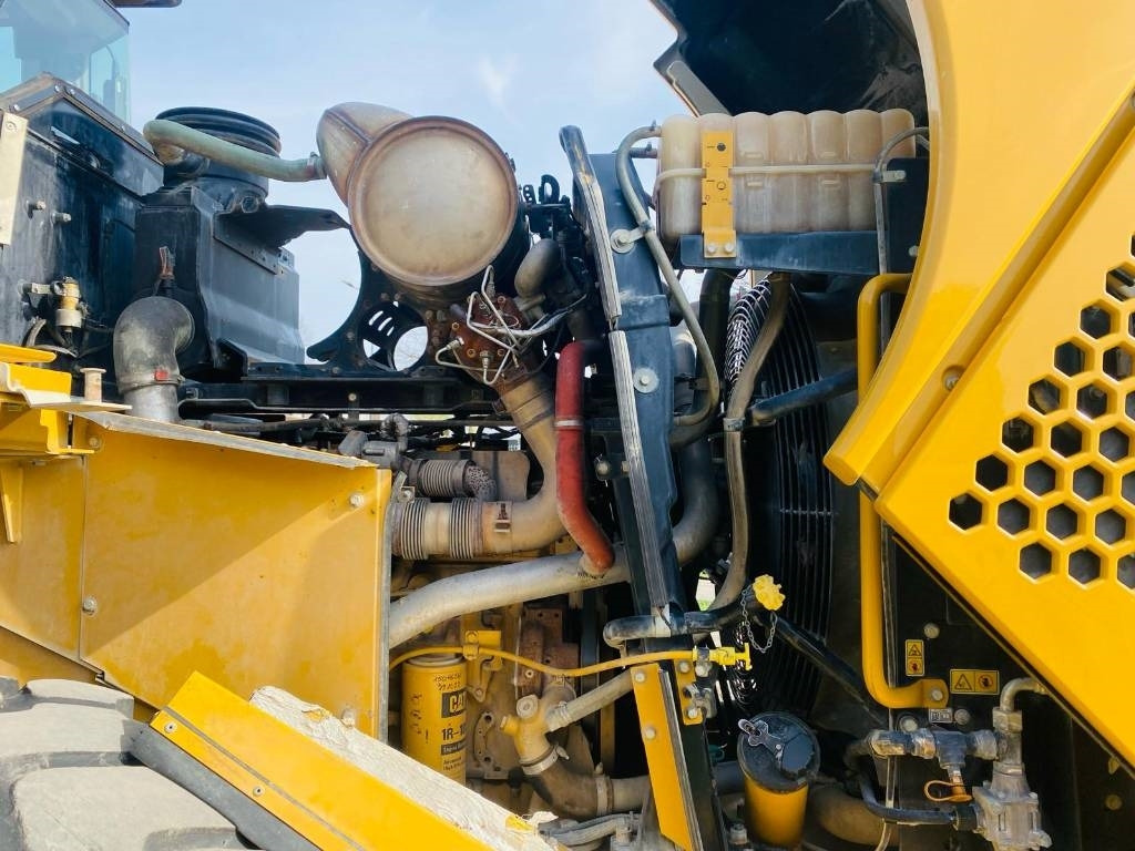 Máy xúc lật bánh lốp CAT 966k xe: hình 9
