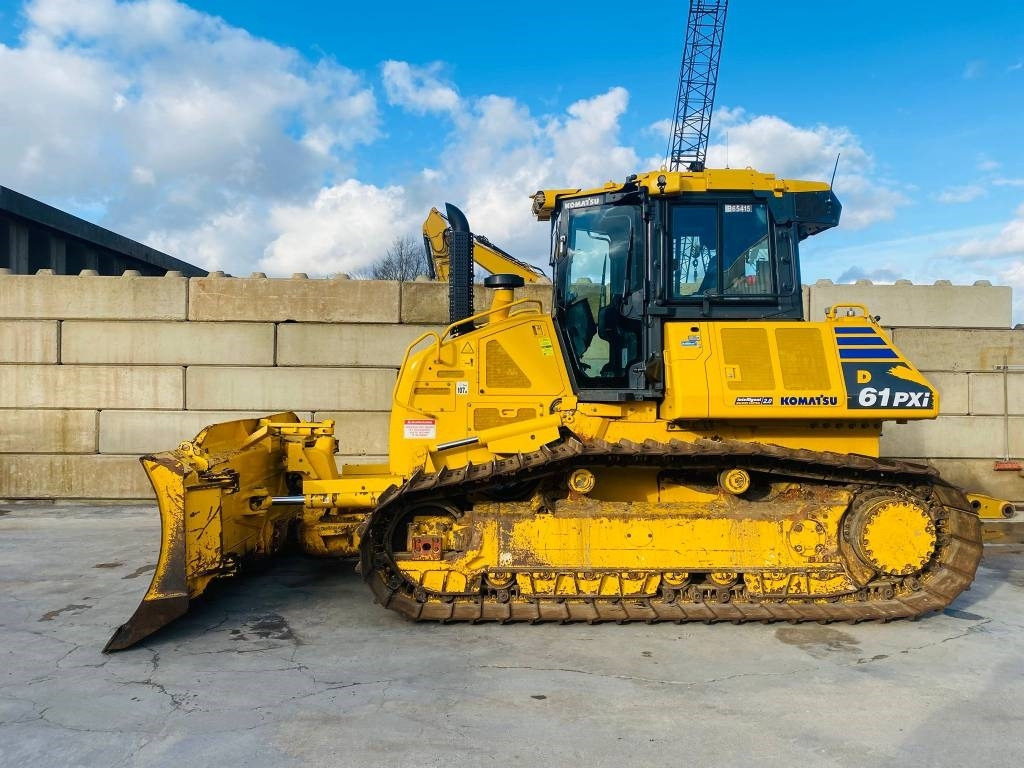 Komatsu D 61 PXI-24E0 - Máy ủi: hình 1 Komatsu D 61 PXI-24E0 - Máy ủi: hình 1
