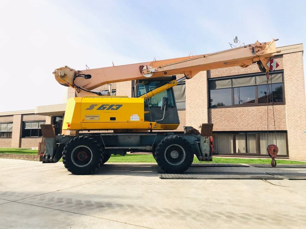 Sennebogen S 613 M - Cẩu bánh lốp: hình 5 Sennebogen S 613 M - Cẩu bánh lốp: hình 5