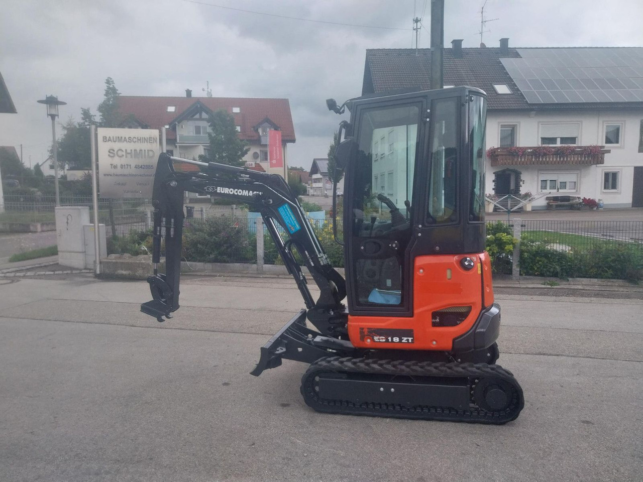 Eurocomach ZT 18 - Máy xúc mini: hình 1 Eurocomach ZT 18 - Máy xúc mini: hình 1