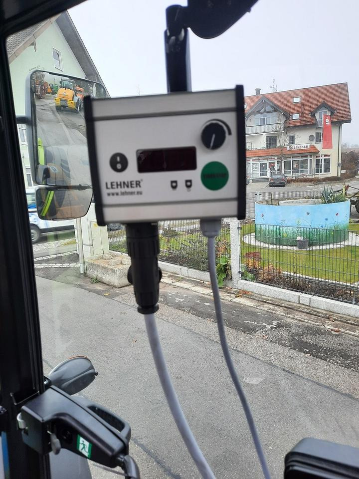 Lehner Polaro 250 Streuer Salzstreuer Radlader Winterdienst Case - Máy dàn trải cát/ Muối: hình 5 Lehner Polaro 250 Streuer Salzstreuer Radlader Winterdienst Case - Máy dàn trải cát/ Muối: hình 5