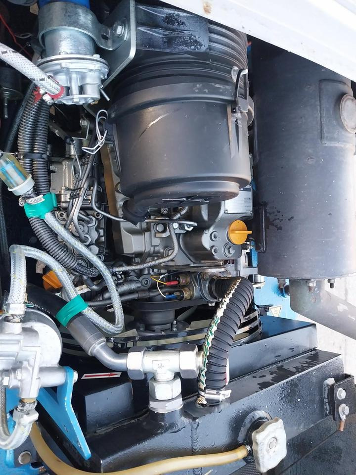 Radlader Hoflader Quappen Q 35 Lader Schaufellader - Máy móc khác: hình 5 Radlader Hoflader Quappen Q 35 Lader Schaufellader - Máy móc khác: hình 5