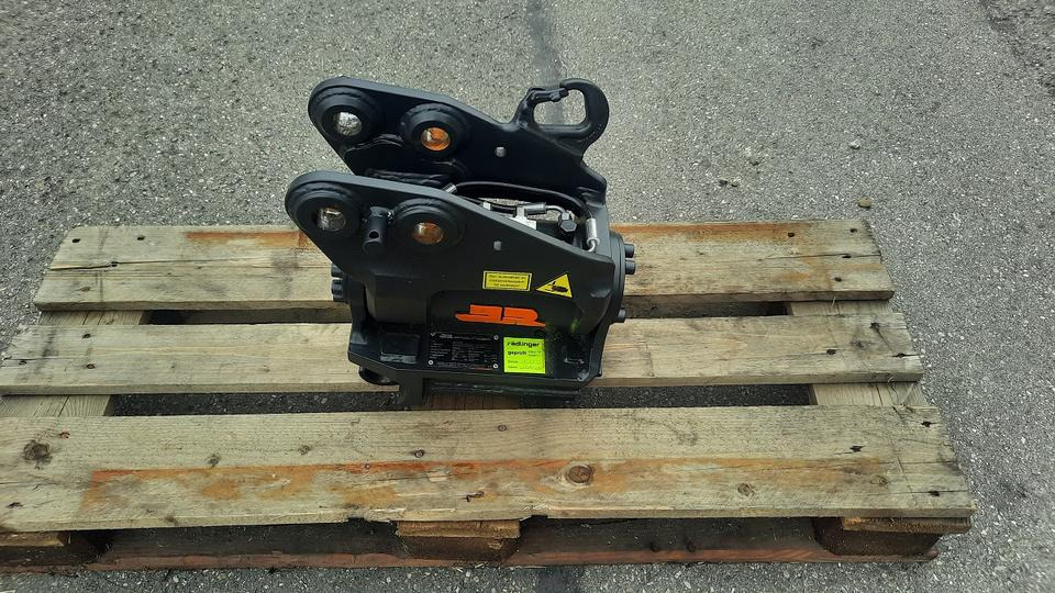 Rädlinger Tilt 390 HS 01 MS 01 1- 2,8t Powertilt Kubota KX 019 - Tiltrotator cho Máy xúc mini: hình 3 Rädlinger Tilt 390 HS 01 MS 01 1- 2,8t Powertilt Kubota KX 019 - Tiltrotator cho Máy xúc mini: hình 3