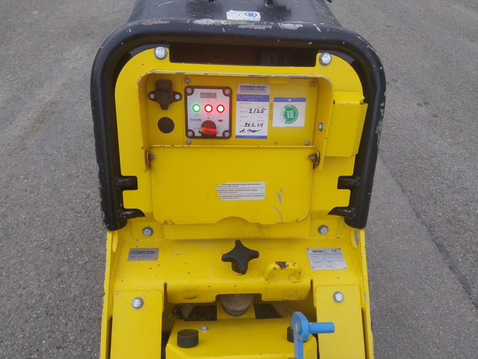 Rüttelplatte Weber CR8 Stampfer Verdichter Vibrationsplatte - Đĩa rung: hình 5 Rüttelplatte Weber CR8 Stampfer Verdichter Vibrationsplatte - Đĩa rung: hình 5