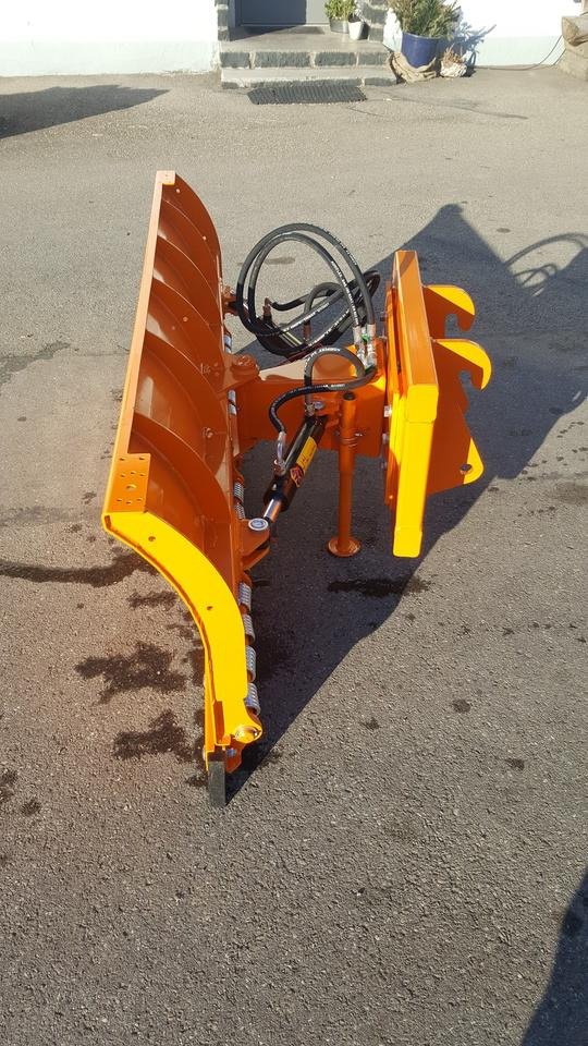 Schneeschild 1,8m Kubota Kommunal Schlepper Radlader Hoflader - Cày tuyết: hình 2 Schneeschild 1,8m Kubota Kommunal Schlepper Radlader Hoflader - Cày tuyết: hình 2