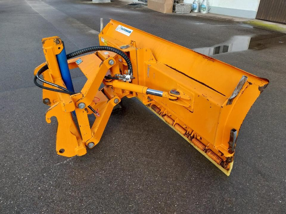 Schneeschild 2,4 Flötzinger Schneepflug Radlader Volvo Cat Liebhe - Cày tuyết: hình 2 Schneeschild 2,4 Flötzinger Schneepflug Radlader Volvo Cat Liebhe - Cày tuyết: hình 2