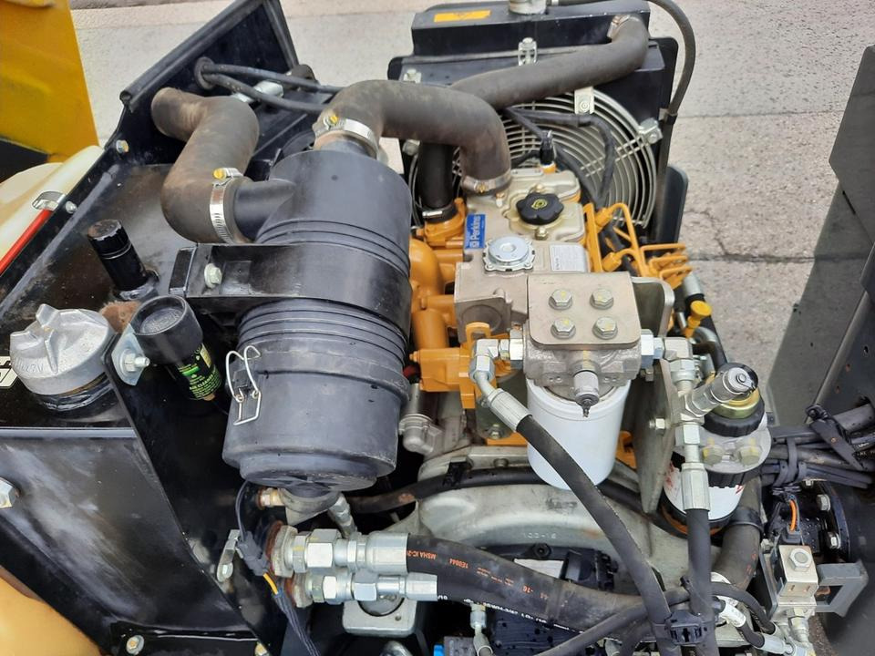 Tandemwalze Wacker RD 27-120 Bomag Walze Walzenzug Tip Top - Máy lăn đường: hình 5 Tandemwalze Wacker RD 27-120 Bomag Walze Walzenzug Tip Top - Máy lăn đường: hình 5