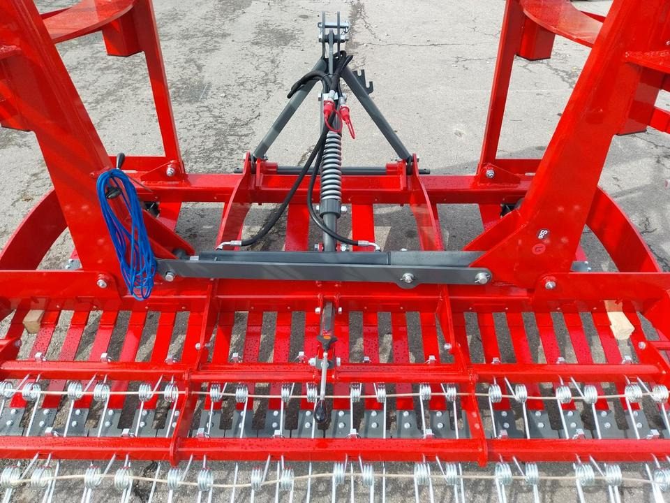 Weidelüfter 6m Wiesenstriegel Wiesenegge Grünlandpflege Striegel - Bừa răng xoắn: hình 3 Weidelüfter 6m Wiesenstriegel Wiesenegge Grünlandpflege Striegel - Bừa răng xoắn: hình 3