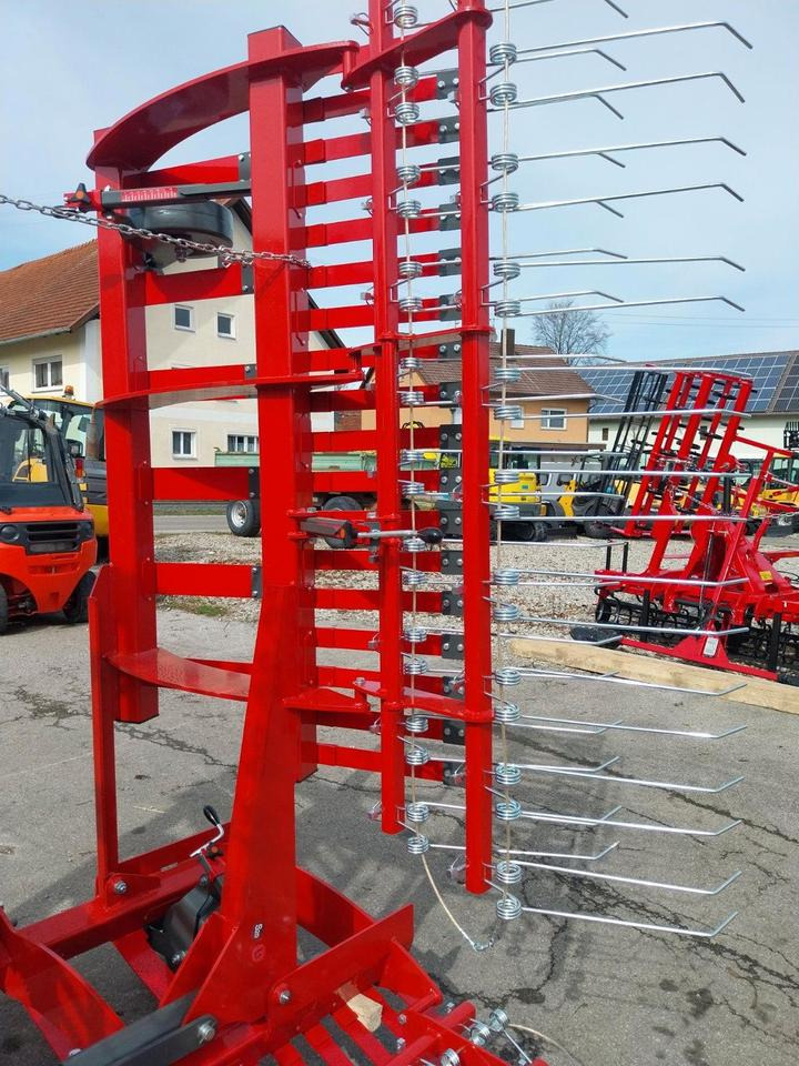 Weidelüfter 6m Wiesenstriegel Wiesenegge Grünlandpflege Striegel - Bừa răng xoắn: hình 5 Weidelüfter 6m Wiesenstriegel Wiesenegge Grünlandpflege Striegel - Bừa răng xoắn: hình 5