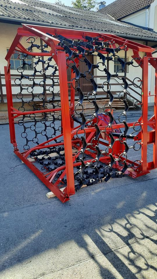 Wiesenegge 6 - 8m Wiesenstriegel Wiesenschleppe Schlepper - Bừa xích: hình 4 Wiesenegge 6 - 8m Wiesenstriegel Wiesenschleppe Schlepper - Bừa xích: hình 4