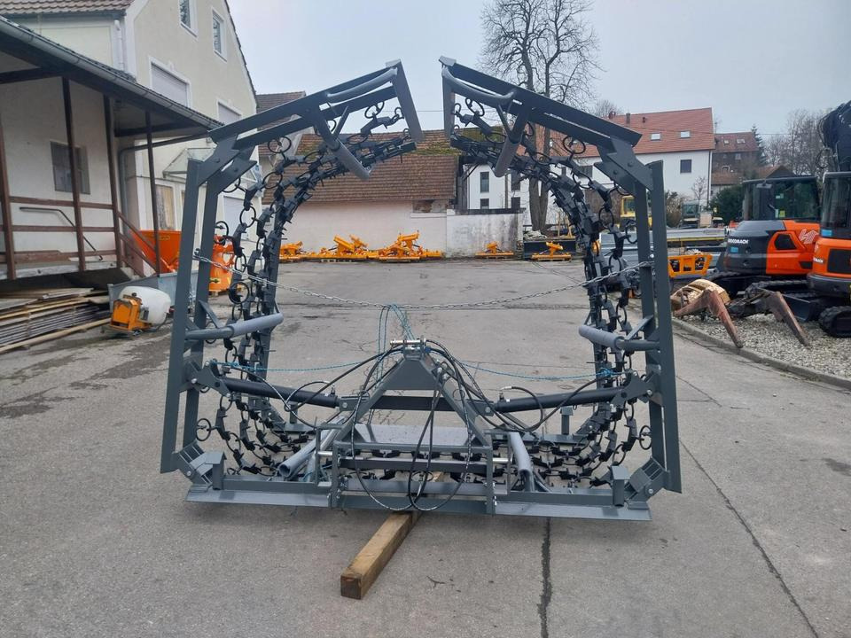 Wiesenegge 6 - 8m Wiesenstriegel Wiesenschleppe Schlepper - Bừa xích: hình 1 Wiesenegge 6 - 8m Wiesenstriegel Wiesenschleppe Schlepper - Bừa xích: hình 1