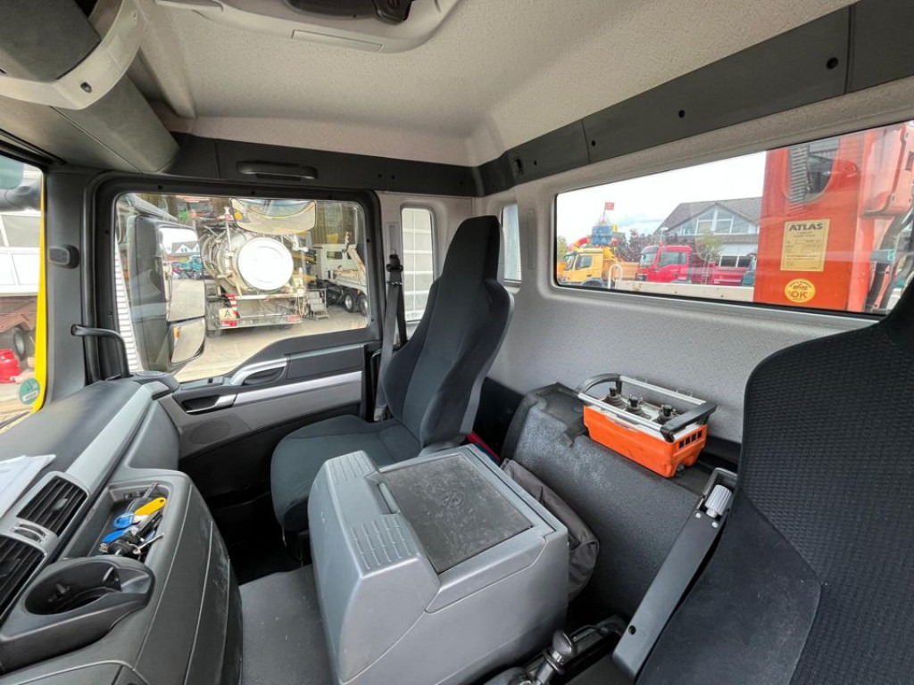 MAN TG-S 18.400 4x2 BL 2-Achs Kipper Kran Atlas 120+Funk - Xe ben, Xe cẩu tự hành: hình 2 MAN TG-S 18.400 4x2 BL 2-Achs Kipper Kran Atlas 120+Funk - Xe ben, Xe cẩu tự hành: hình 2