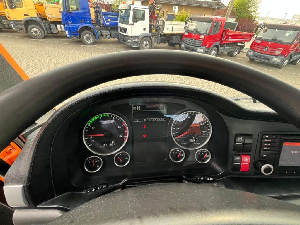 Xe ben MAN TG-S 26.440 6x4 3-Achs Kipper Bordmatik: hình 8