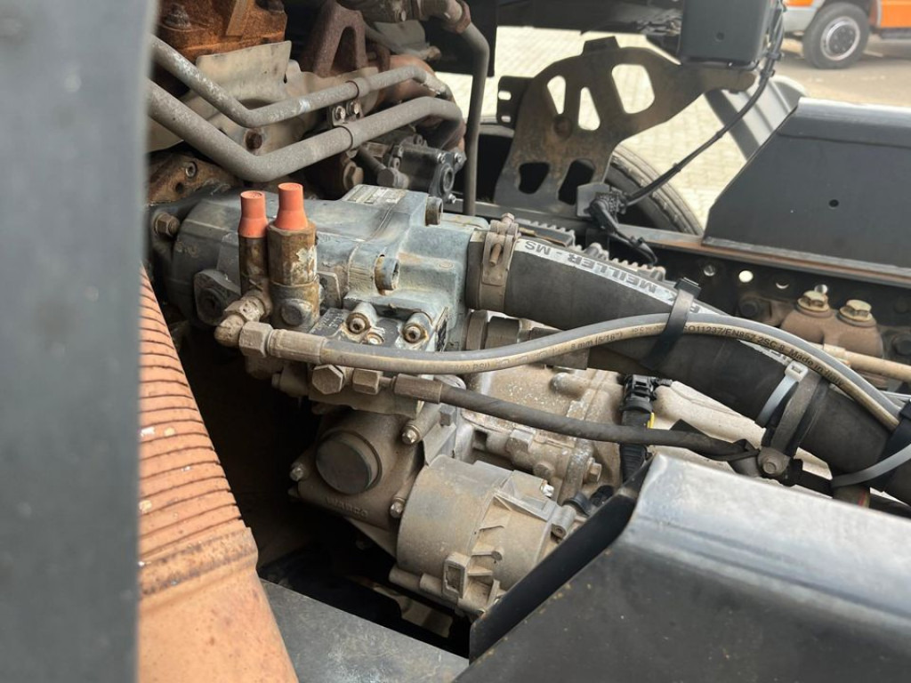 MERCEDES-BENZ Actros 2541 L6x2 Abrollkipper Meiller Schub Knick - Xe tải nâng móc: hình 5 MERCEDES-BENZ Actros 2541 L6x2 Abrollkipper Meiller Schub Knick - Xe tải nâng móc: hình 5