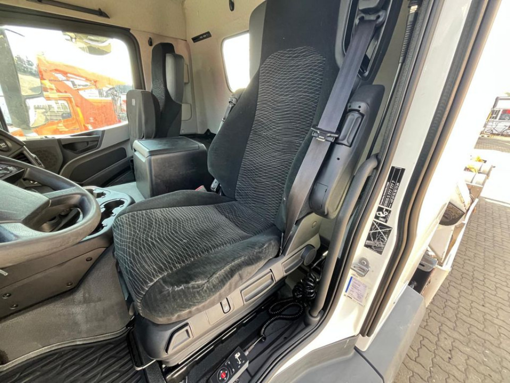 MERCEDES-BENZ Antos 2543 L 6x2 Abrollkipper mit Kran Funk+Greiferst. - Xe tải nâng móc, Xe cẩu tự hành: hình 4 MERCEDES-BENZ Antos 2543 L 6x2 Abrollkipper mit Kran Funk+Greiferst. - Xe tải nâng móc, Xe cẩu tự hành: hình 4