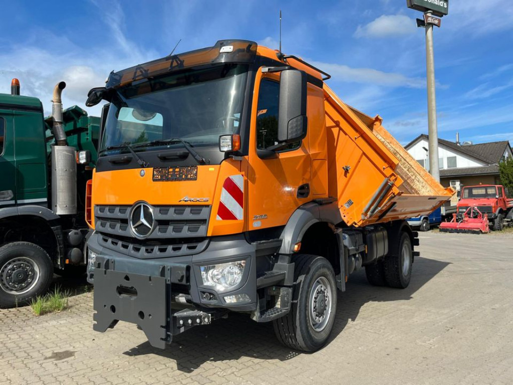 MERCEDES-BENZ Arocs 2135 AK 4x4 2-Achs Allradkipper Kommunalhydr. - Xe ben: hình 1 MERCEDES-BENZ Arocs 2135 AK 4x4 2-Achs Allradkipper Kommunalhydr. - Xe ben: hình 1