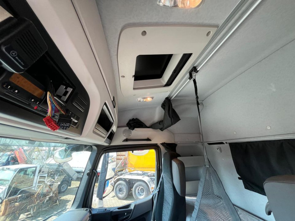 MERCEDES-BENZ Arocs 2545 6x4 HAD Pritsche Heckkran PK 41002 - Xe tải thùng lửng/ Phẳng, Xe cẩu tự hành: hình 3 MERCEDES-BENZ Arocs 2545 6x4 HAD Pritsche Heckkran PK 41002 - Xe tải thùng lửng/ Phẳng, Xe cẩu tự hành: hình 3