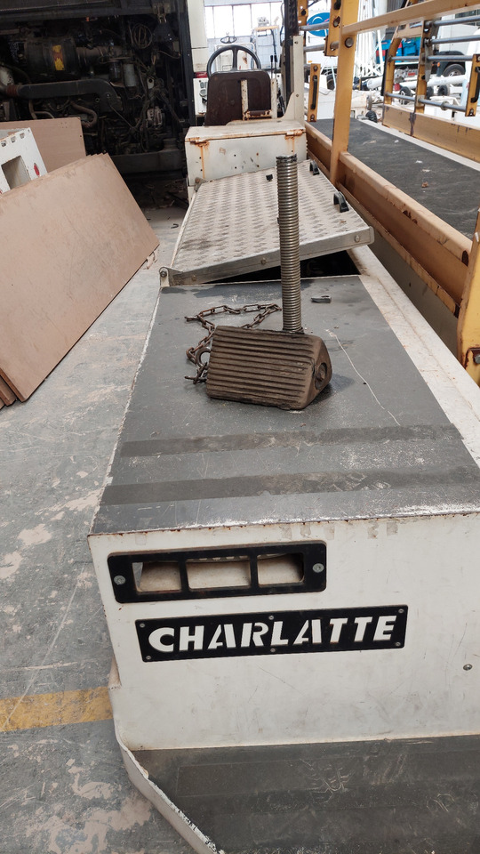 CBL2000E Belt Loader Charlatte - Máy xúc băng tải: hình 5 CBL2000E Belt Loader Charlatte - Máy xúc băng tải: hình 5