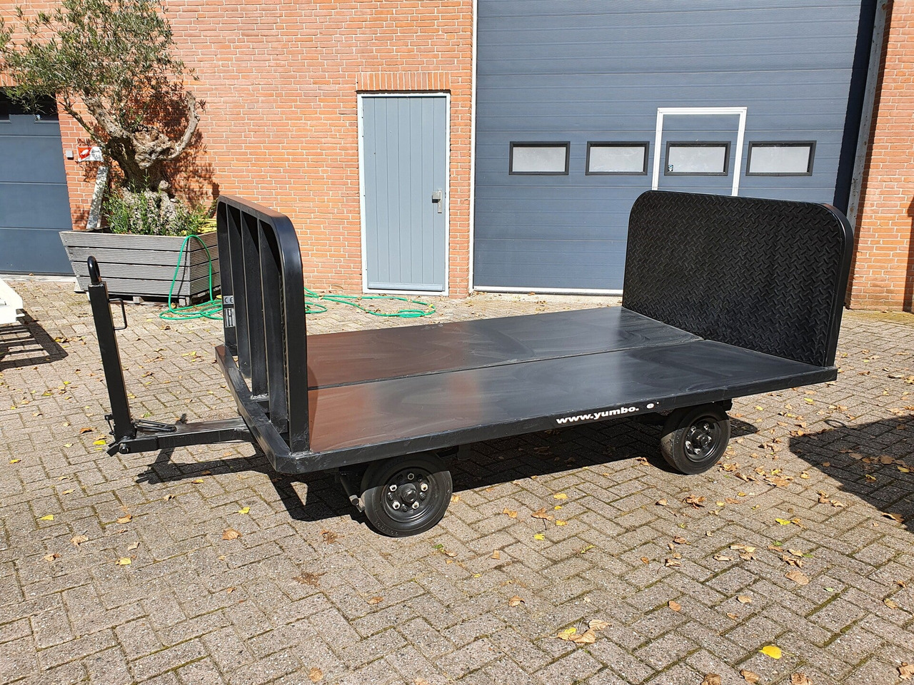 Baggage Cart Yumbo - Thiết bị phục vụ mặt đất: hình 1 Baggage Cart Yumbo - Thiết bị phục vụ mặt đất: hình 1