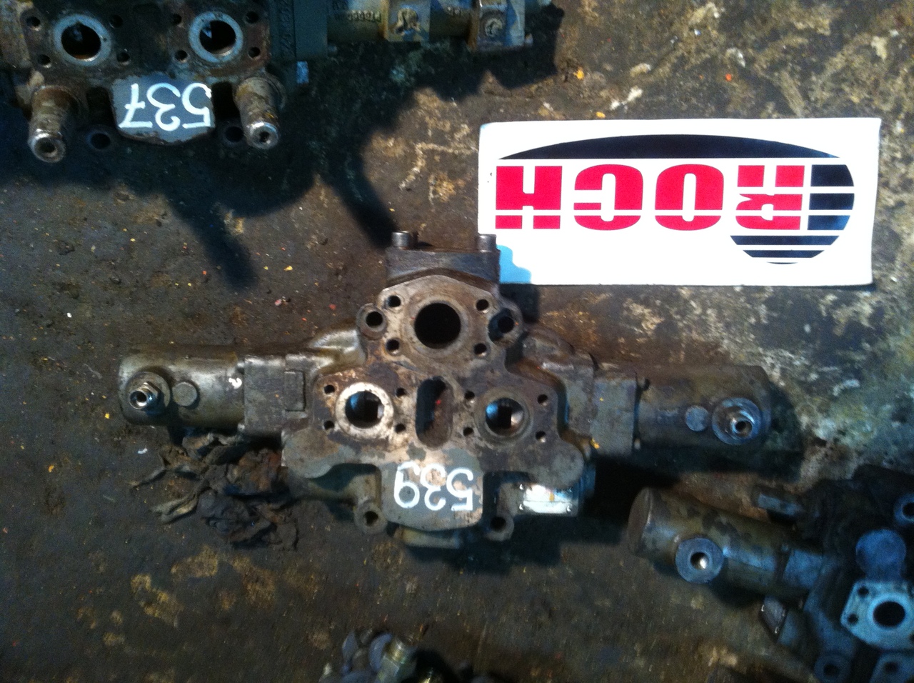 HYDRECO HAMWORTHY V4013D32XS 039006664 8401310001 - 1 SEKCYJNY - Van thủy lực cho Máy móc xây dựng: hình 1 HYDRECO HAMWORTHY V4013D32XS 039006664 8401310001 - 1 SEKCYJNY - Van thủy lực cho Máy móc xây dựng: hình 1