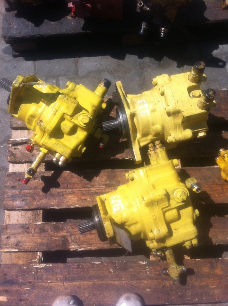 KOMATSU E2156297 - Động cơ thủy lực cho Máy móc xây dựng: hình 1 KOMATSU E2156297 - Động cơ thủy lực cho Máy móc xây dựng: hình 1