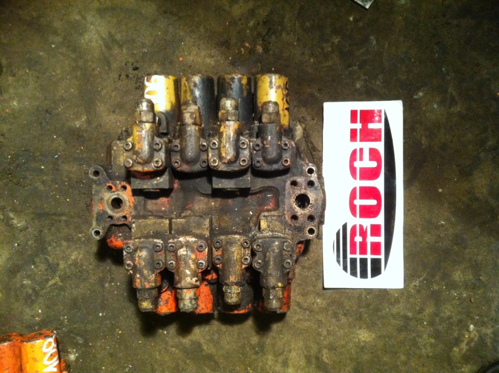 LINDE 663/7557 R250 - 4 SEKCYJNY - Van thủy lực cho Máy móc xây dựng: hình 1 LINDE 663/7557 R250 - 4 SEKCYJNY - Van thủy lực cho Máy móc xây dựng: hình 1
