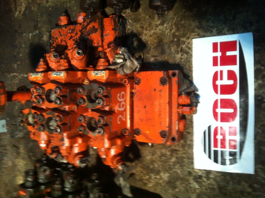 LINDE VT4 7596 - 3 SEKCYJNY 668F03 6771 + 668F03 6770 + 668F03 6769 + 668 341 2705-12 2 6683412705-122 - Van thủy lực cho Máy móc xây dựng: hình 1 LINDE VT4 7596 - 3 SEKCYJNY 668F03 6771 + 668F03 6770 + 668F03 6769 + 668 341 2705-12 2 6683412705-122 - Van thủy lực cho Máy móc xây dựng: hình 1