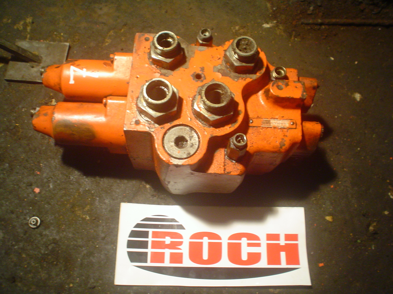 O&K 1199779 - 2 SEKCYJNY - Van thủy lực cho Máy móc xây dựng: hình 1 O&K 1199779 - 2 SEKCYJNY - Van thủy lực cho Máy móc xây dựng: hình 1