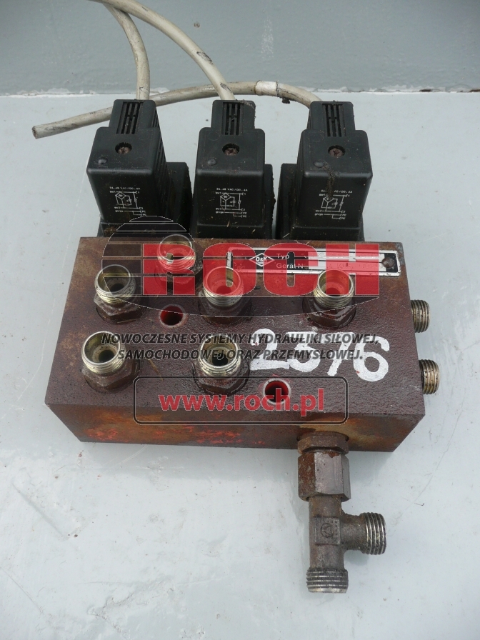 O&K 4523346 0102 MK060020 - 3 SEKCYJNY + 02-178067 24VDC - Van thủy lực cho Máy xúc lật bánh lốp: hình 1 O&K 4523346 0102 MK060020 - 3 SEKCYJNY + 02-178067 24VDC - Van thủy lực cho Máy xúc lật bánh lốp: hình 1