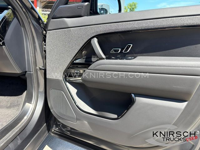 SUV Land Rover Range Rover Sport P440e Hybrid SE: hình 17