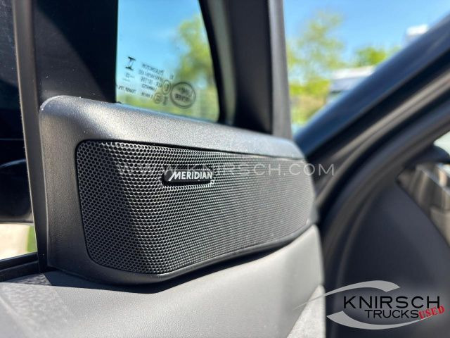 SUV Land Rover Range Rover Sport P440e Hybrid SE: hình 18
