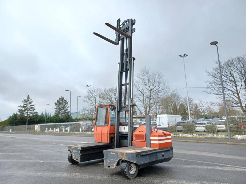 Amlift AMLAT COMBI 50/14/55 - Xe tải tiếp cận 4 hướng: hình 3 Amlift AMLAT COMBI 50/14/55 - Xe tải tiếp cận 4 hướng: hình 3