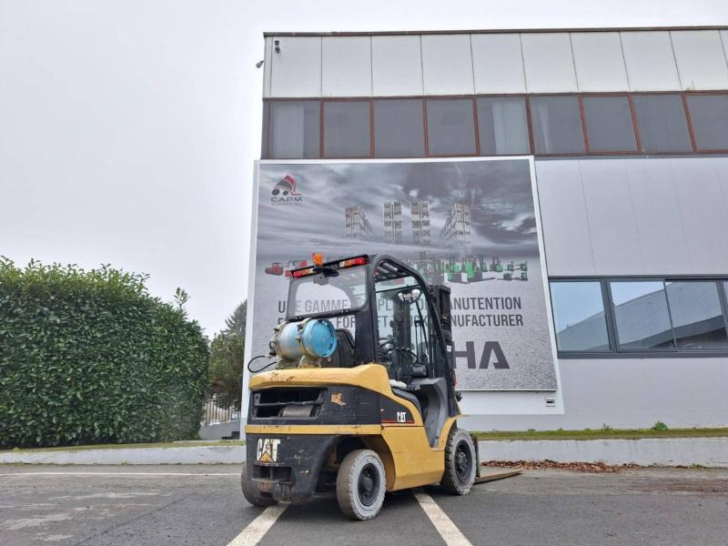 Caterpillar GP25N - Xe nâng gas: hình 5 Caterpillar GP25N - Xe nâng gas: hình 5