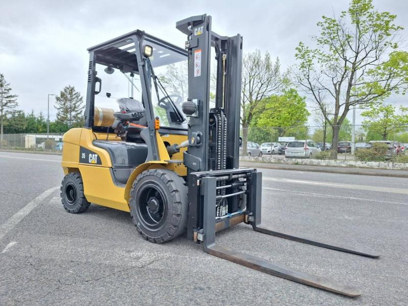 Caterpillar GP35 NTD - Xe nâng gas: hình 4 Caterpillar GP35 NTD - Xe nâng gas: hình 4