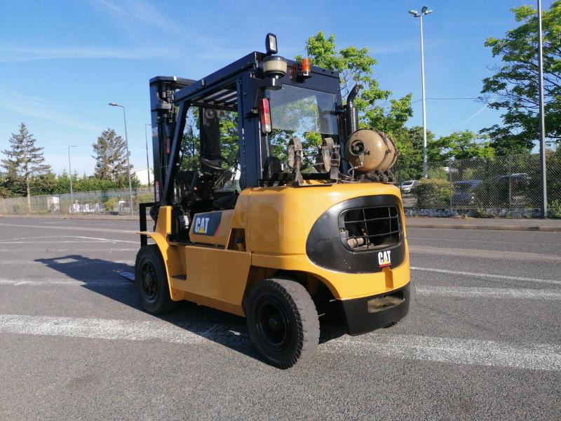 Caterpillar GP40KL - Xe nâng gas: hình 4 Caterpillar GP40KL - Xe nâng gas: hình 4
