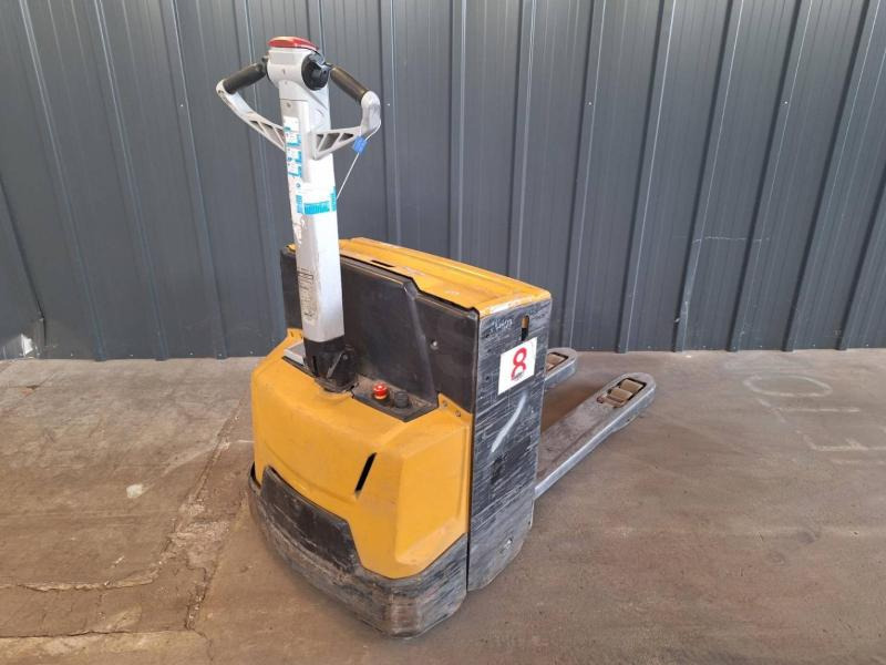 Caterpillar NPP20N2 - Xe tải nâng pallet: hình 1 Caterpillar NPP20N2 - Xe tải nâng pallet: hình 1