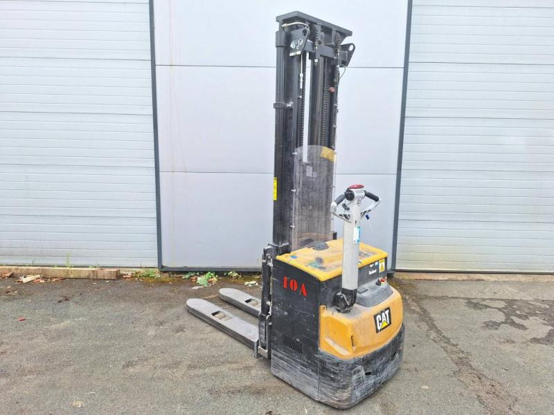 Caterpillar NSP16N2 - Máy xếp chồng: hình 5 Caterpillar NSP16N2 - Máy xếp chồng: hình 5