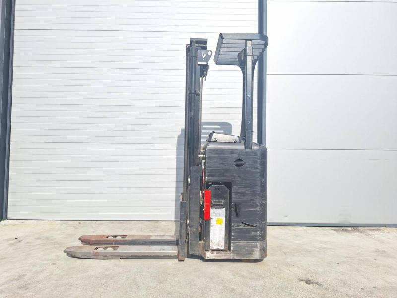 Caterpillar NSR16NI - Máy xếp chồng: hình 5 Caterpillar NSR16NI - Máy xếp chồng: hình 5