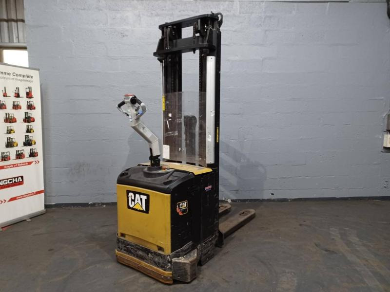 Caterpillar NSV16Ni - Máy xếp chồng: hình 5 Caterpillar NSV16Ni - Máy xếp chồng: hình 5