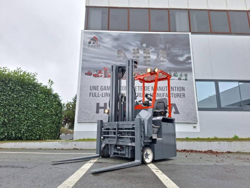 Combilift C2500CBE - Xe tải tiếp cận 4 hướng: hình 1 Combilift C2500CBE - Xe tải tiếp cận 4 hướng: hình 1