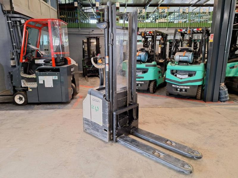 Crown ES4000-1.6 - Máy xếp chồng: hình 3 Crown ES4000-1.6 - Máy xếp chồng: hình 3